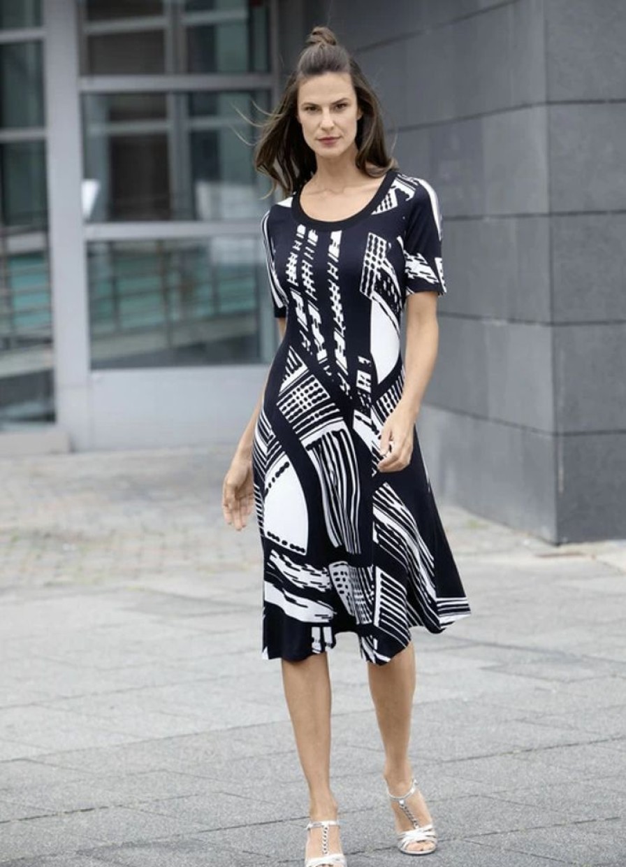 Damenmode BADER | Kleid In Schlupfform